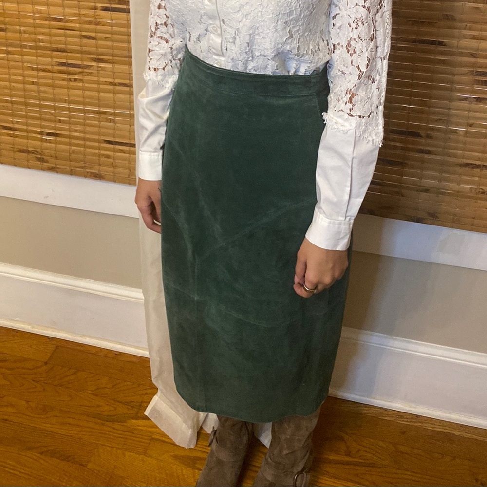 G-III Leather Fashions green suede leather skirt -vintage